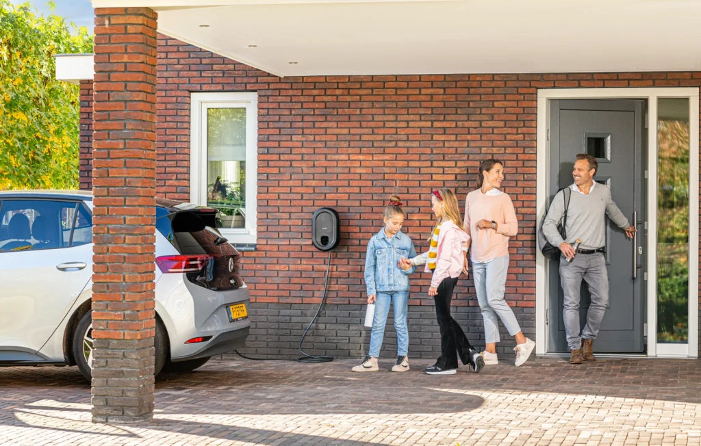 en familie og deres ladeløsning